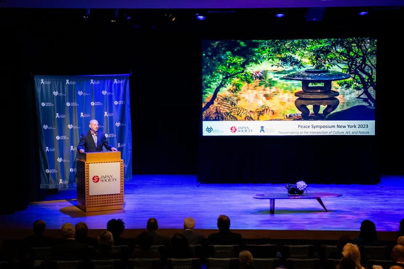 Portland Japanese Garden CEO Steve Bloom speaking at Japan Society in New York.